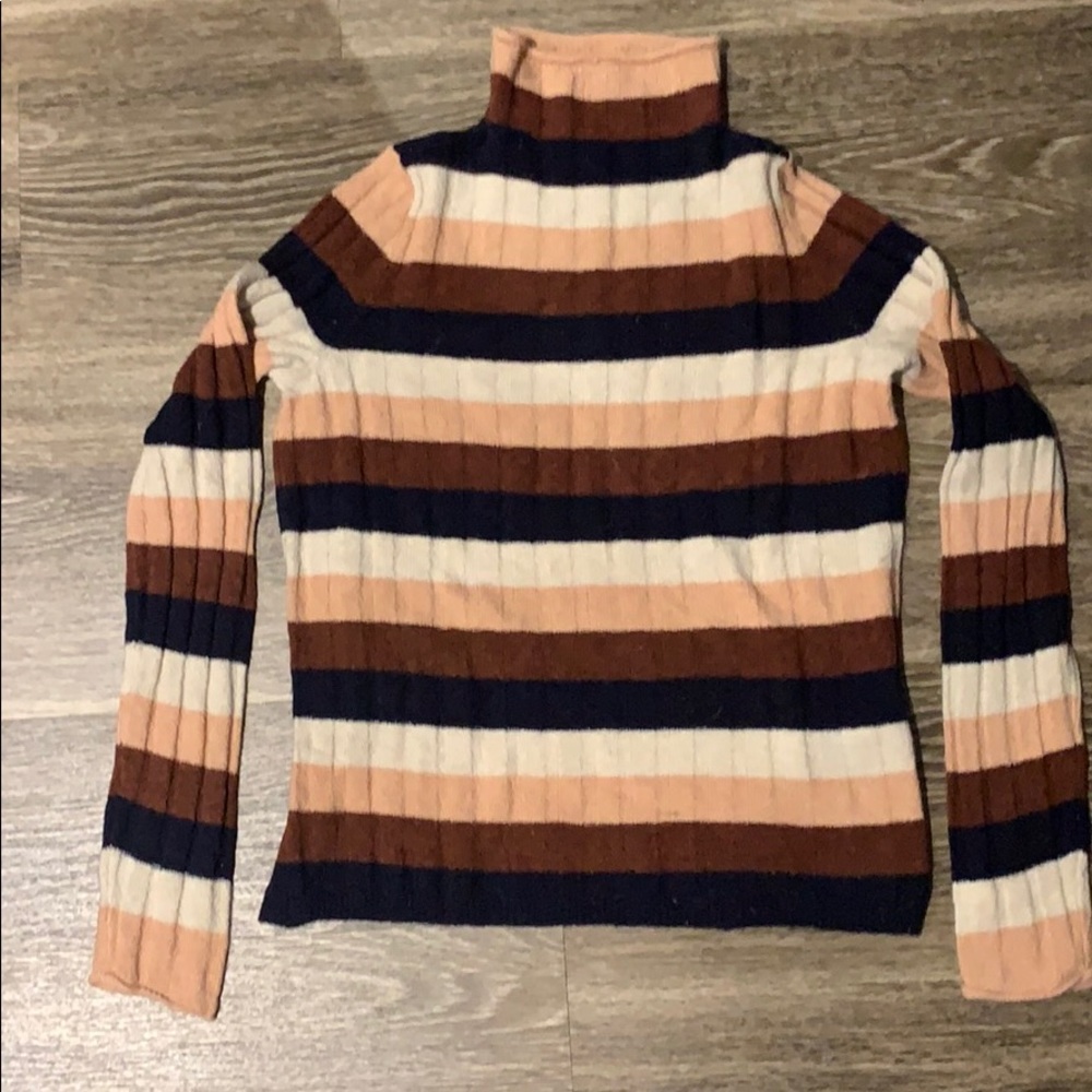 STRIPED TURTLE NECK